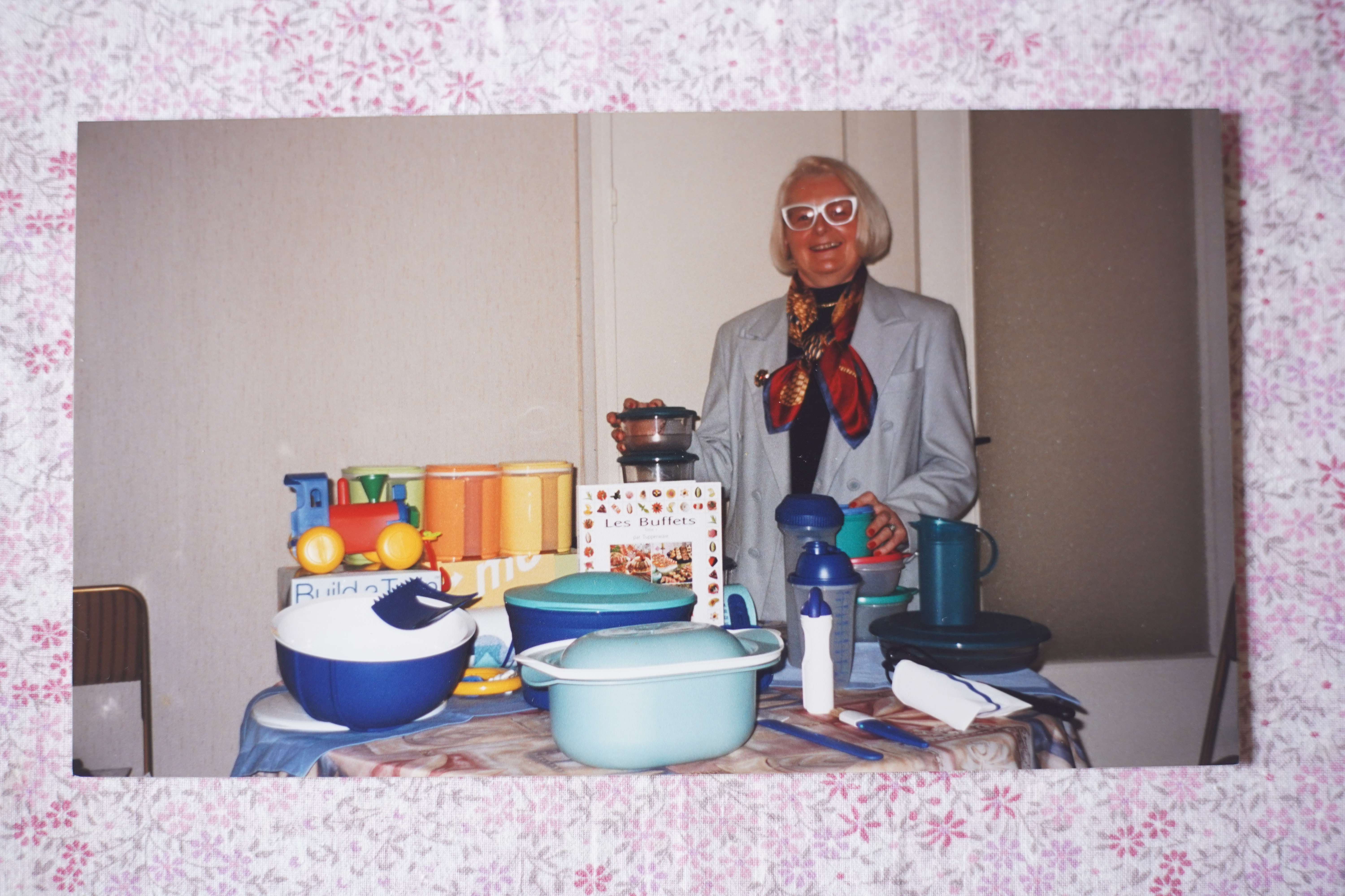 Josette, vendeuse de Tupperware - copyright: Joséphine Duteuil, Daphné Turpin